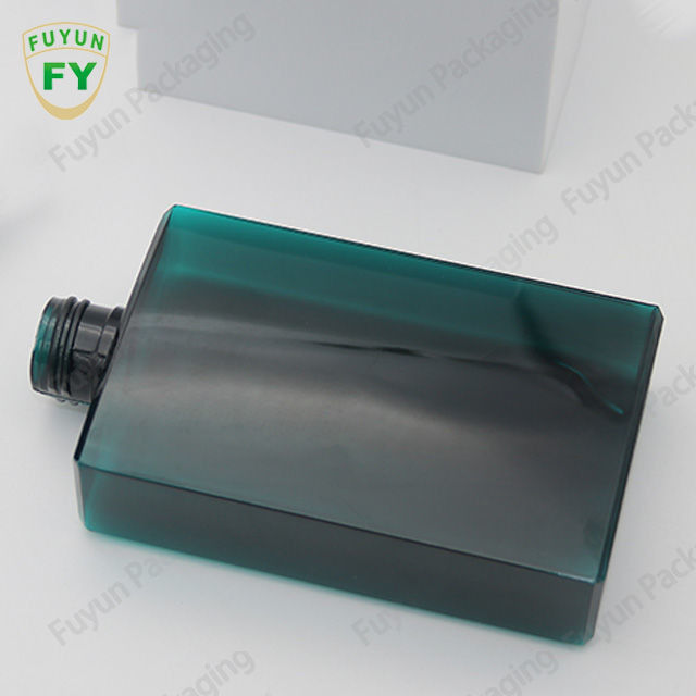 तरल शैम्पू के लिए 200 मिलीलीटर कस्टम पीईटीजी प्लास्टिक लोशन पंप बोतल